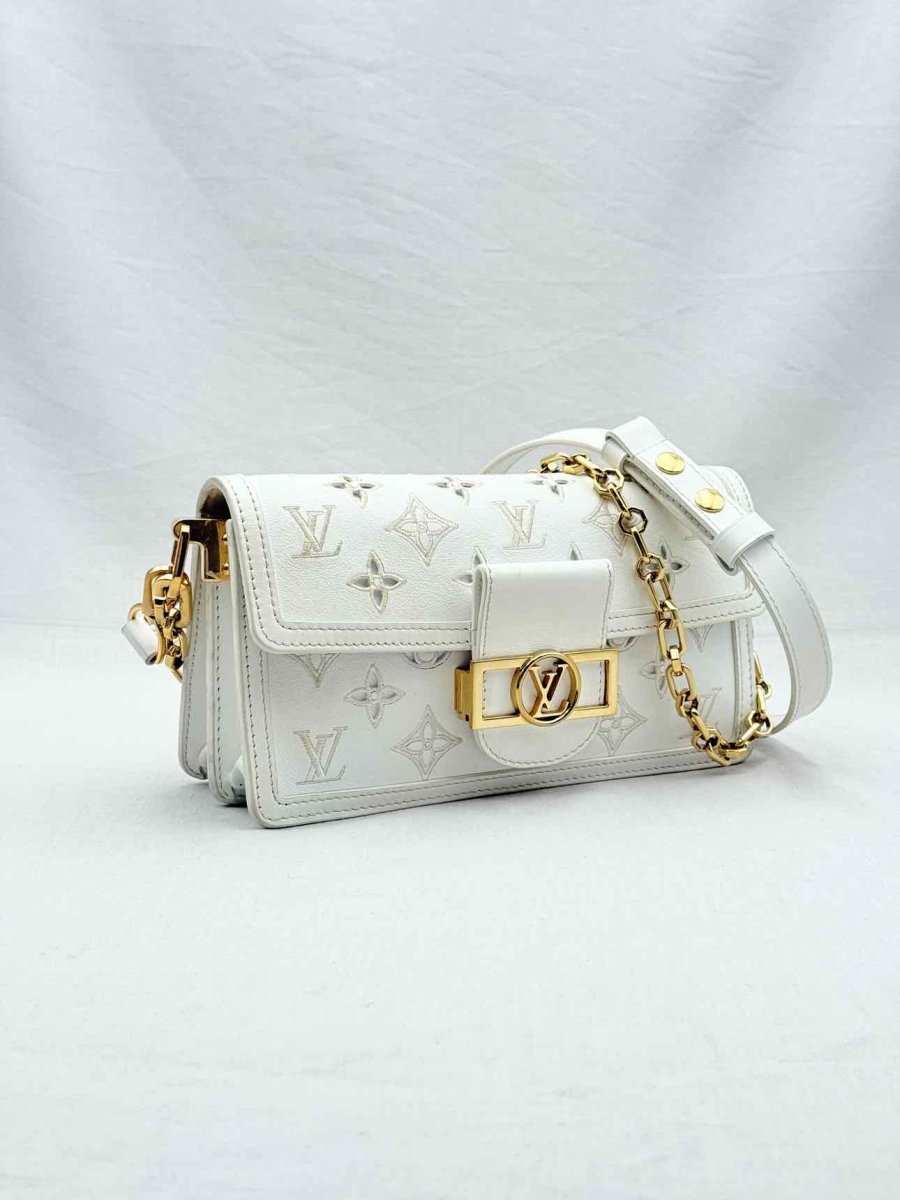LOUIS VUITTON Broderie Anglaise White Shoulder Bag