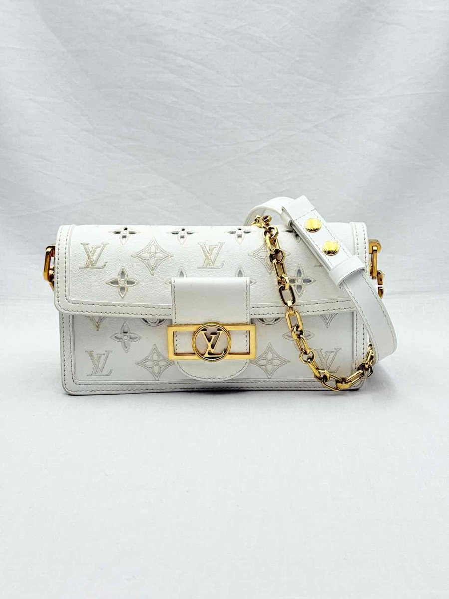 LOUIS VUITTON Broderie Anglaise White Shoulder Bag
