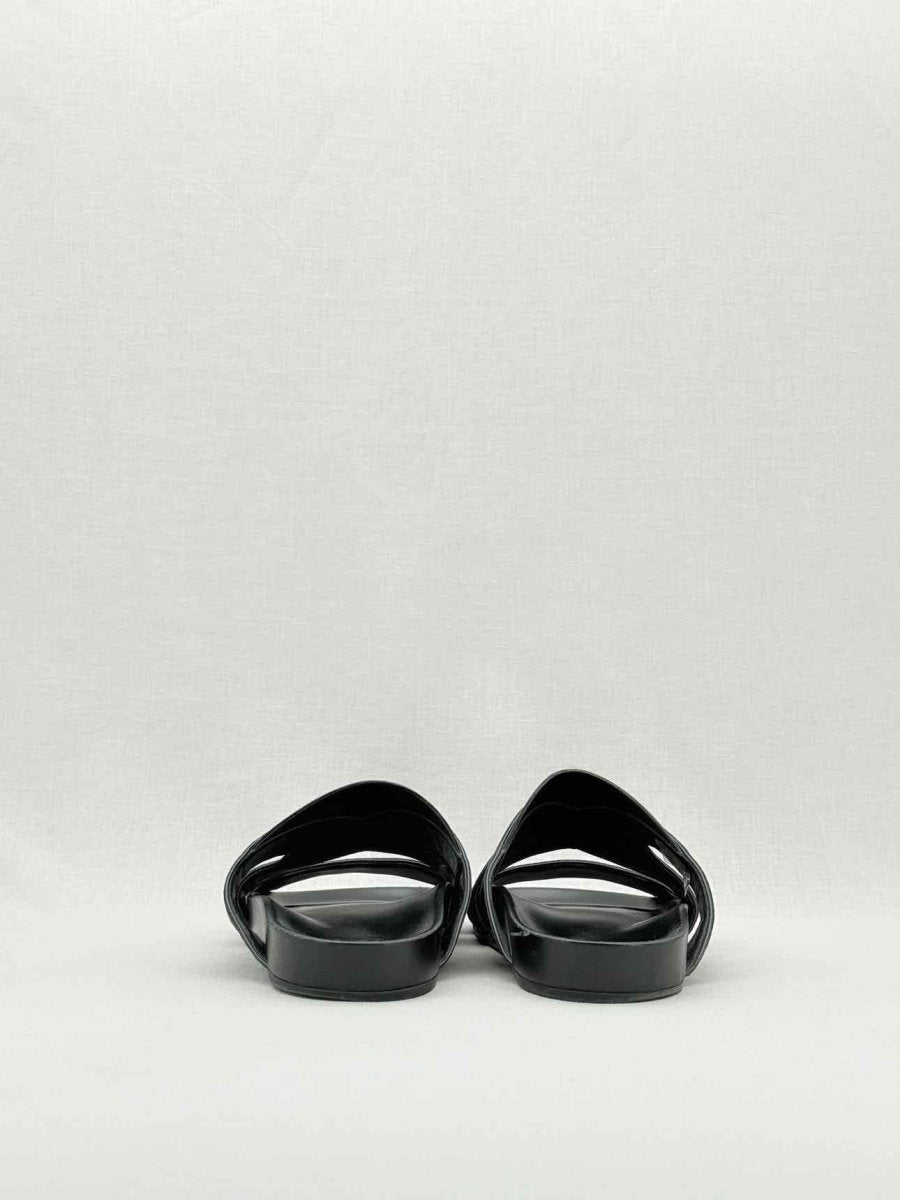 LOUIS VUITTON Mirabeau Black Monogram Size EU 41 Slides