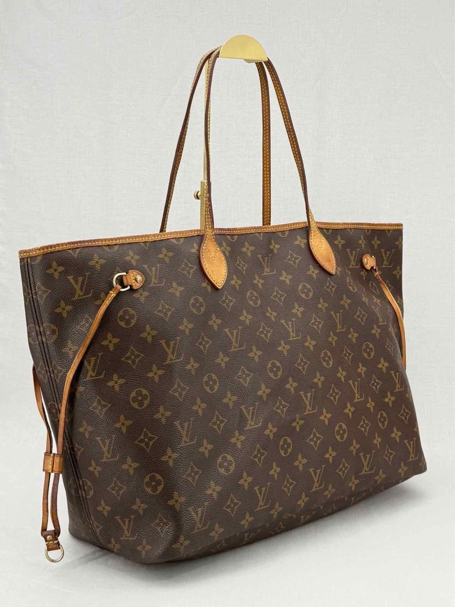 LOUIS VUITTON Neverfull Brown & Beige Monogram Tote Bag