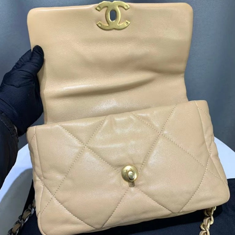 Chanel 19 Bag 26*16*9cm