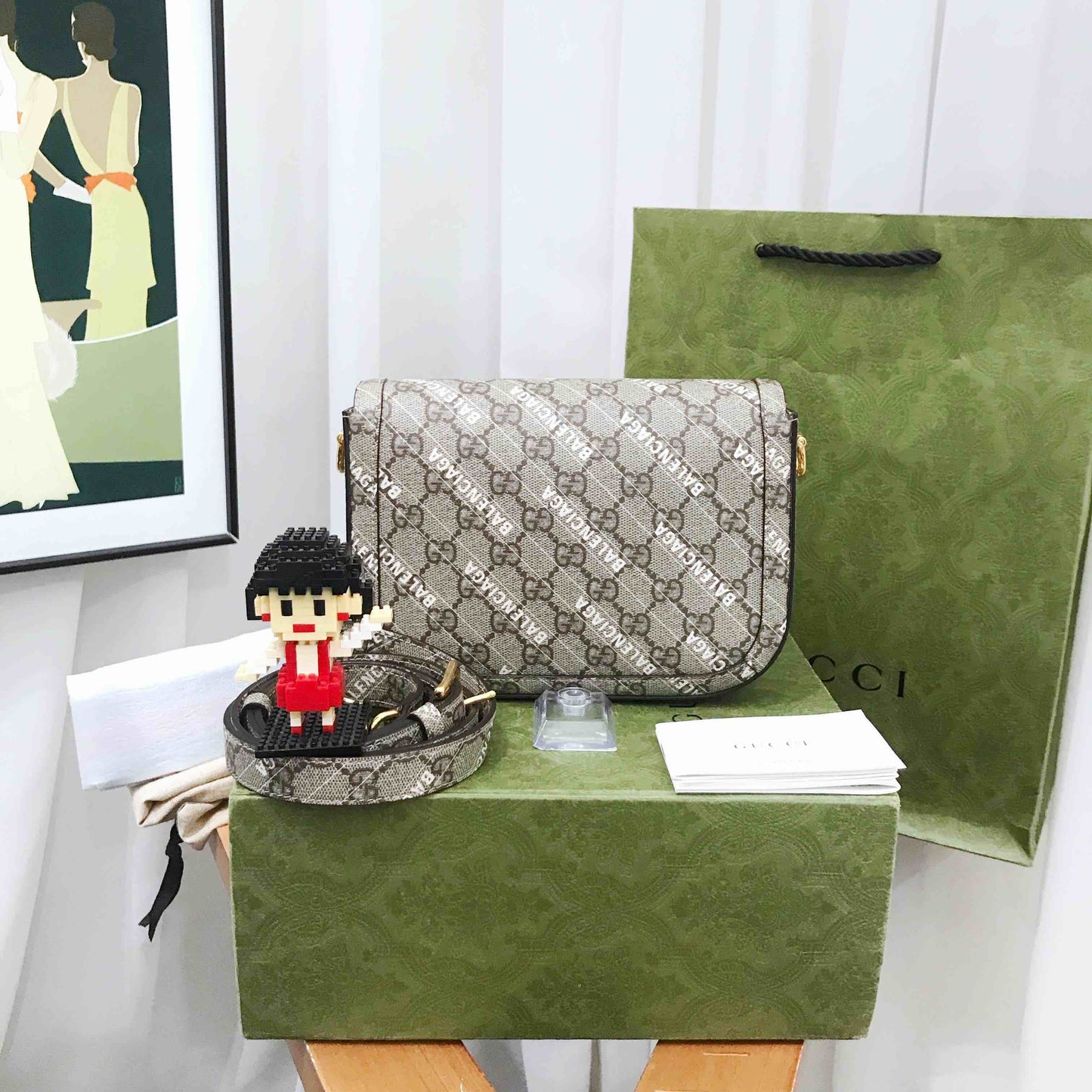Gucci  Beige Mini Saddle Bag