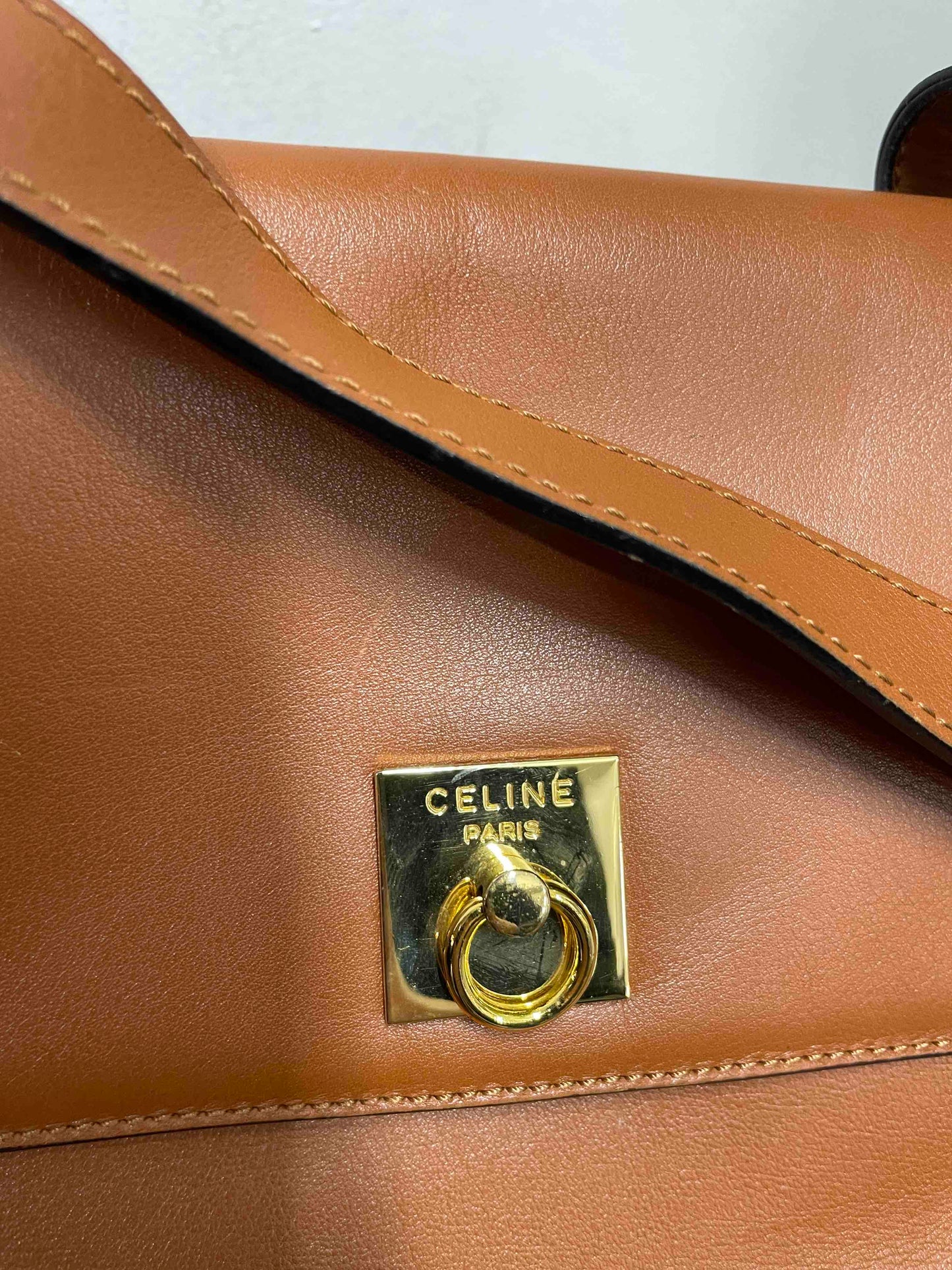 Luxury CELINE Classic Brown Shoulder Bag