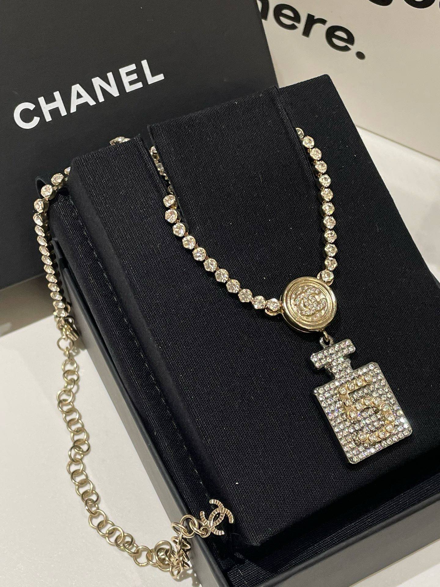 Chanel 21S No5 Bottle Necklace Gold Pendant Jewelry #13579