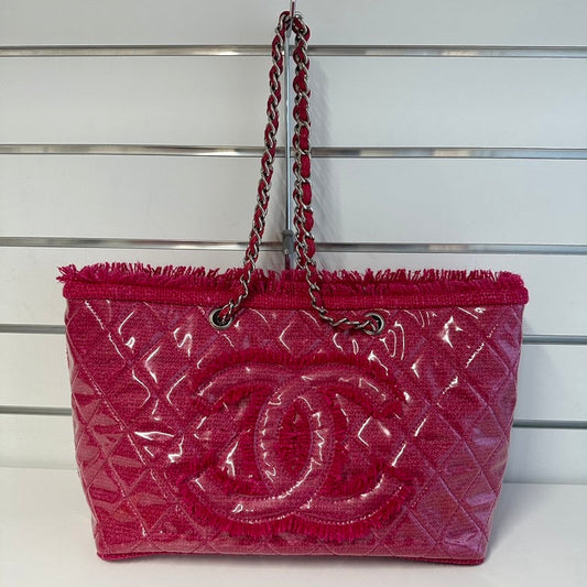 Pre-loved Chanel Deauville Tote Bag in Pink Quilted Tweed