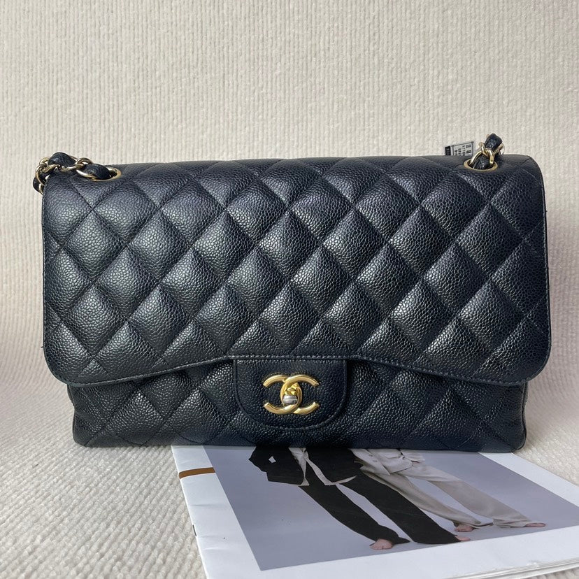 Chanel Classic Flap CF Jumbo Bag Black Leather Shoulder Bag