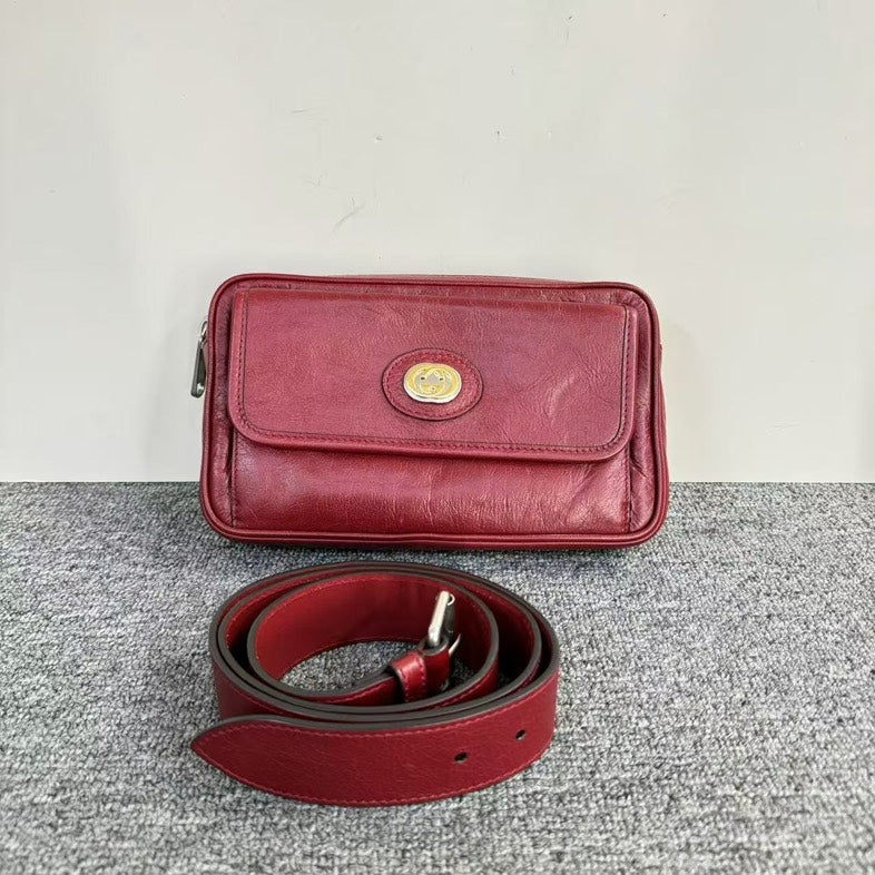 Gucci   Red Crossbody Bag