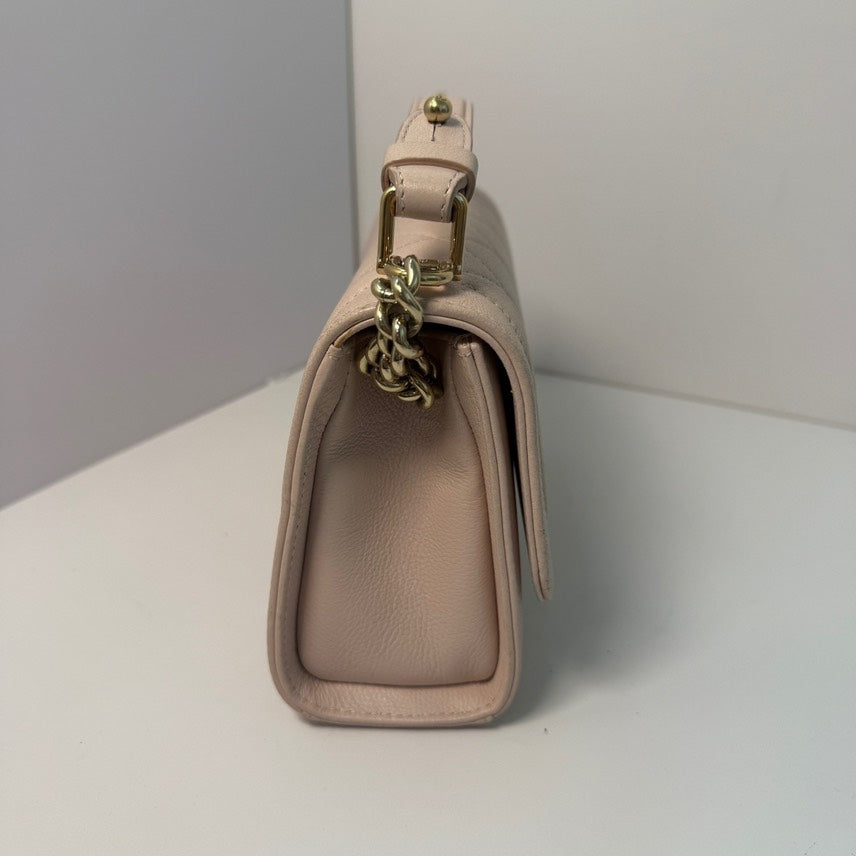 Chanel  Flap Bag with Handle in Beige Leather ? Top Handle Bag