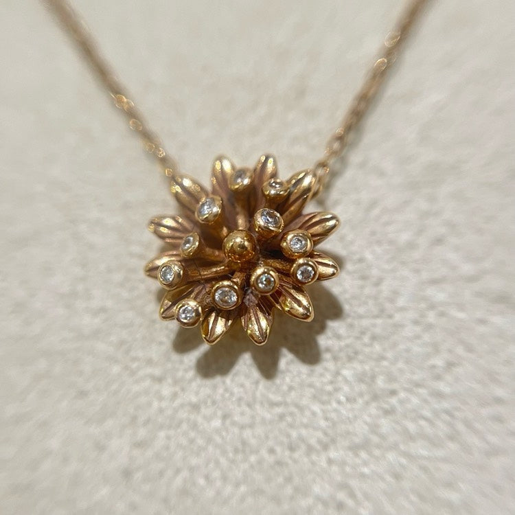 Gucci K Yellow Gold Necklace -cm Flower Design