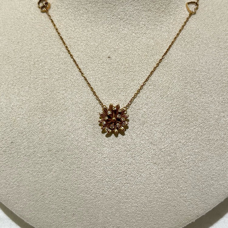 Gucci K Yellow Gold Necklace -cm Flower Design