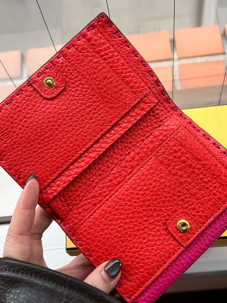 Fendi  Leather Compact Wallet AG093 Pink
