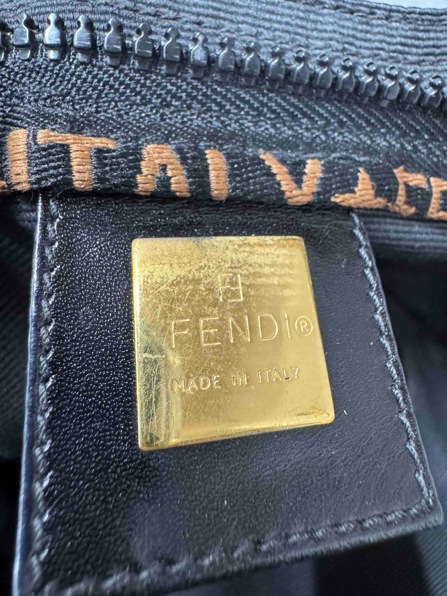 Fendi   Nylon Tote Bag Black RE57816600