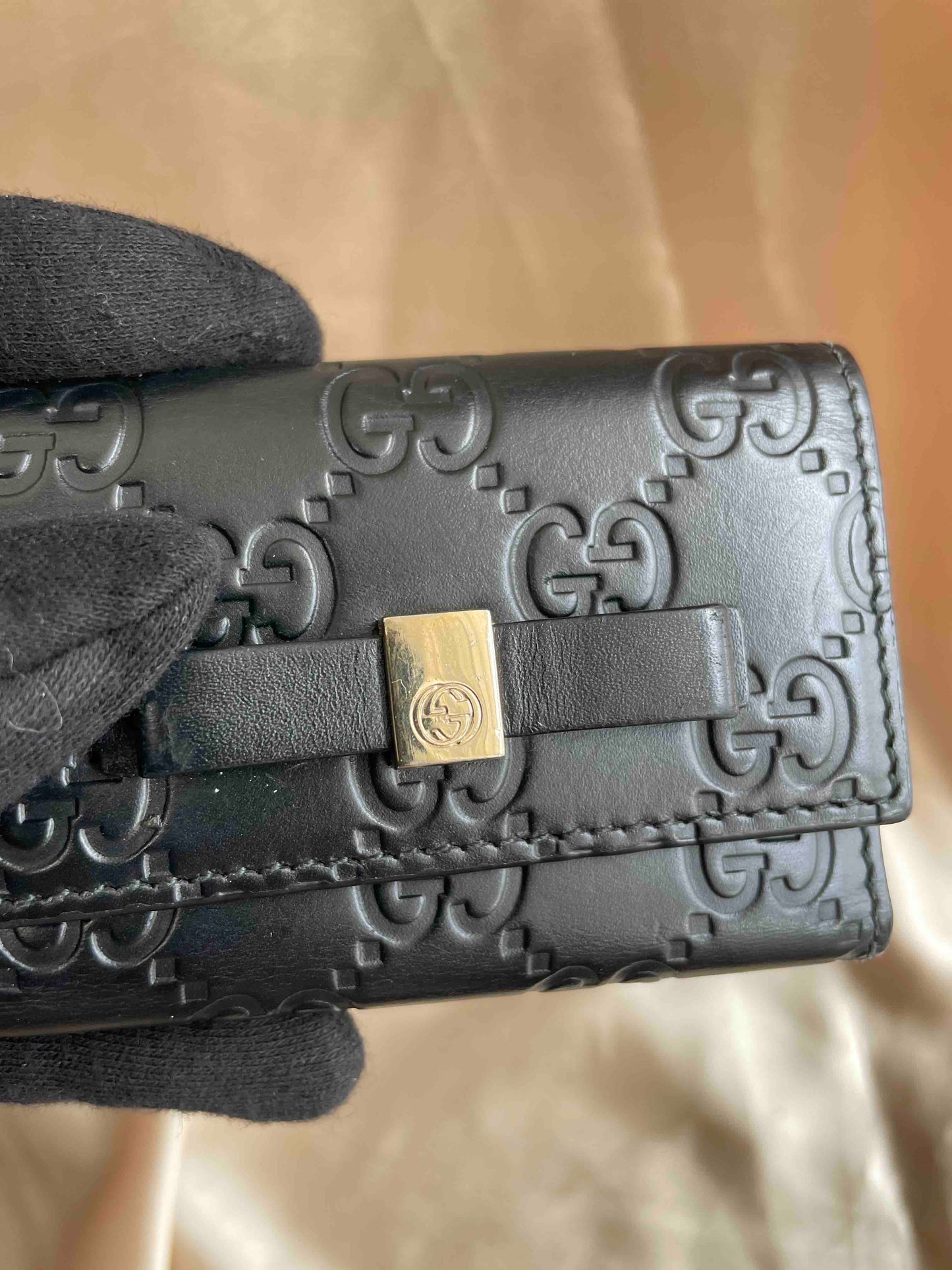 Gucci GG Bow Key Holder RE Black Leather Key Holder