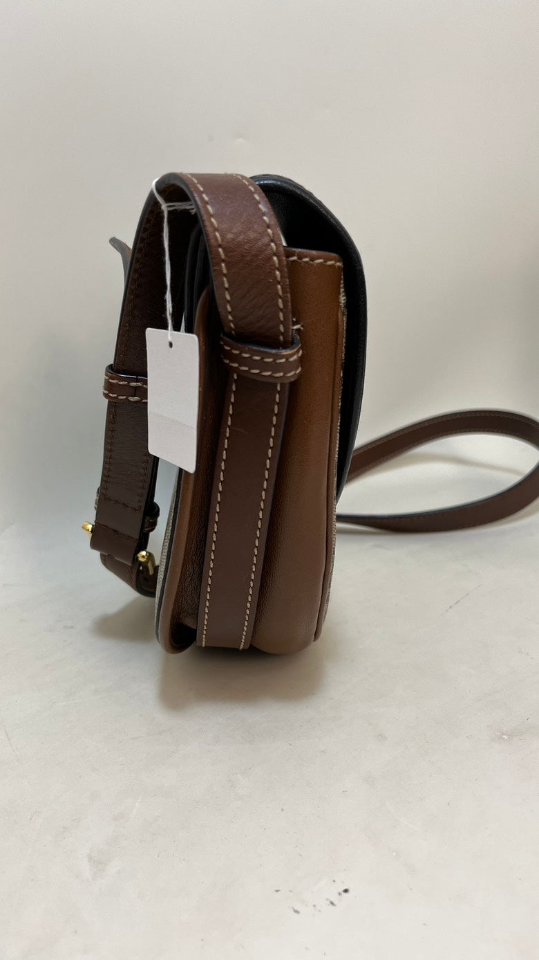 Gucci   GG Supreme Canvas Black Saddle Bag