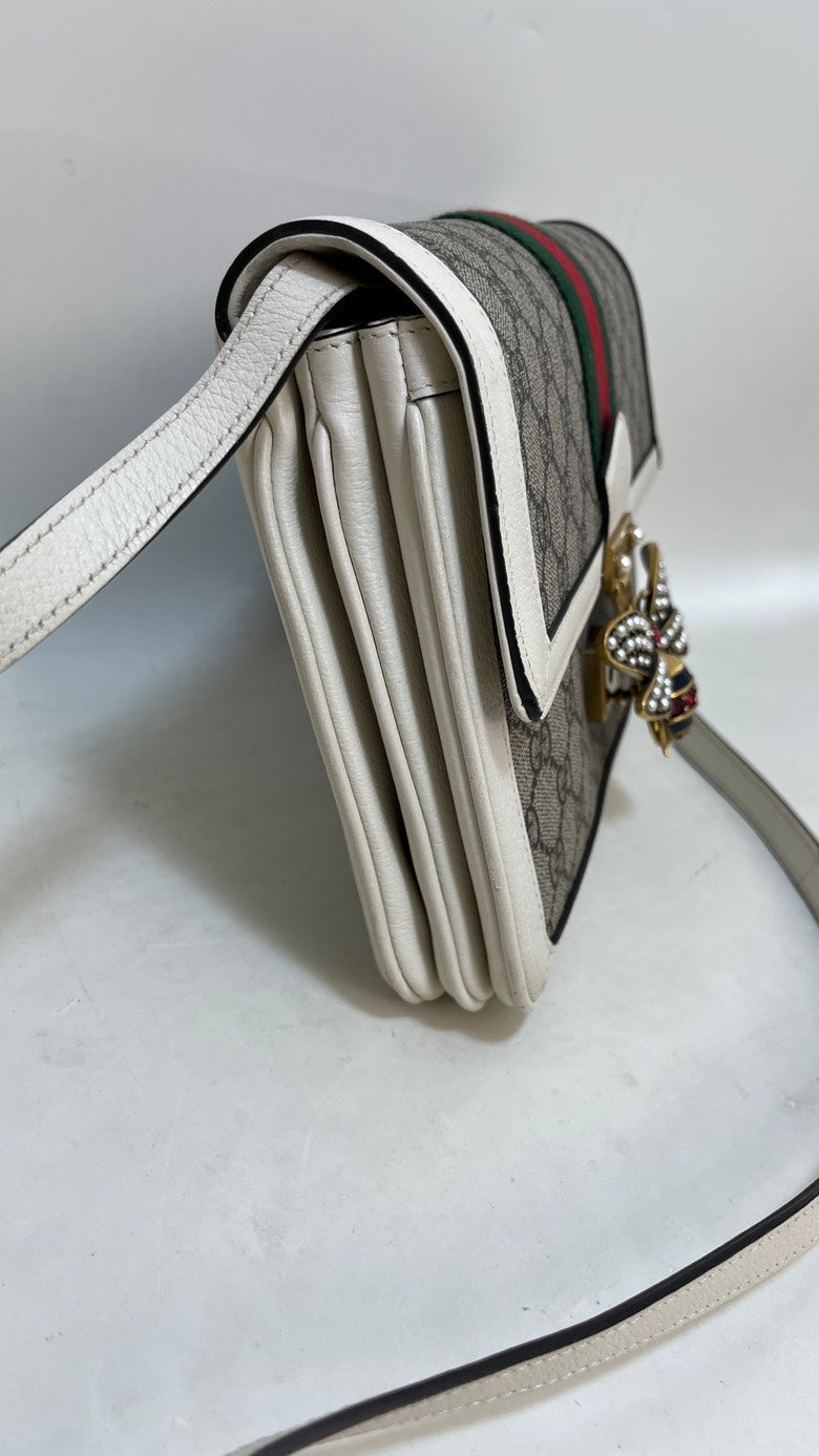 Gucci flap bee bag