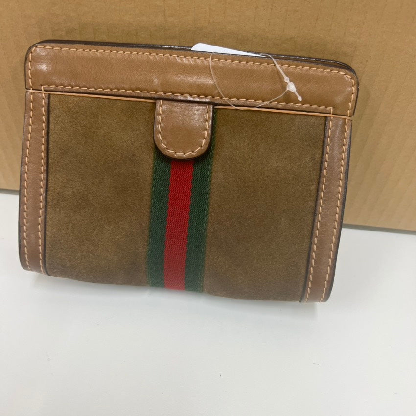 Gucci mini pouch bag E
