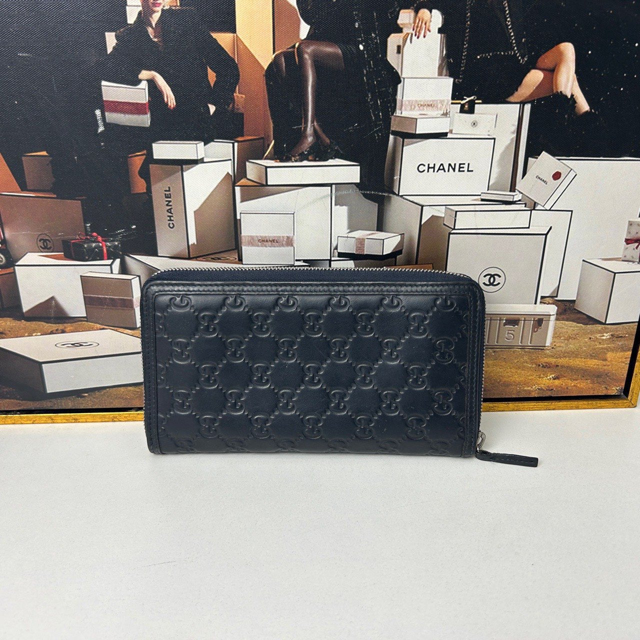 ??new  Gucci wallet ()
