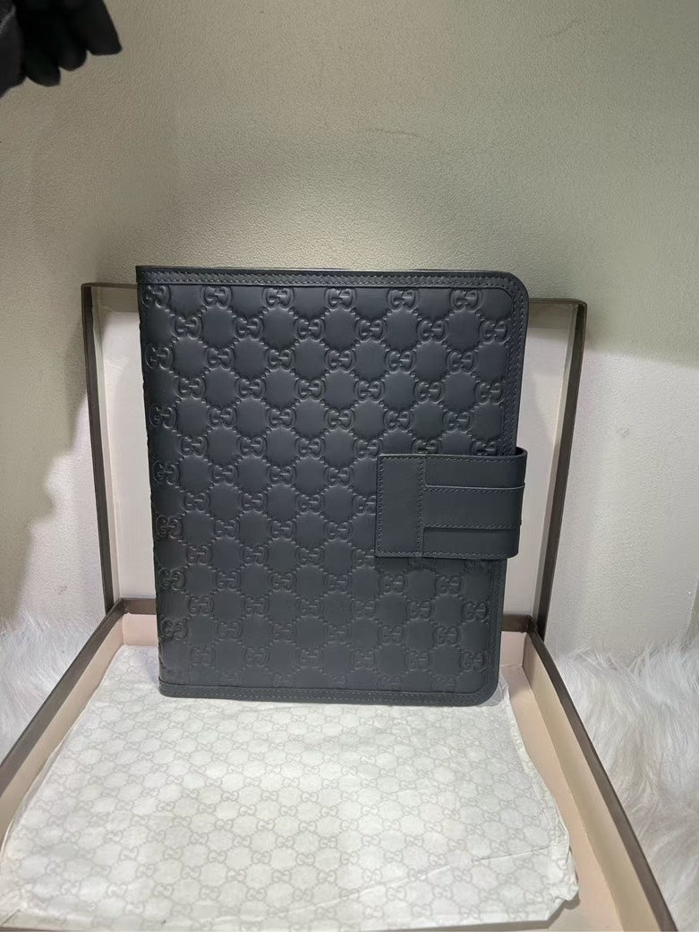 GUCCI GG Black Leather iPad Bag - Messenger Style