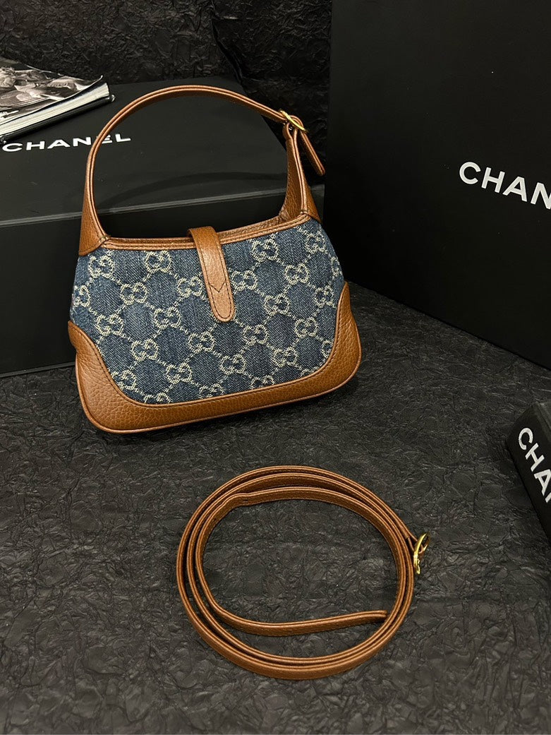 Gucci Jackie  Small Shoulder Bag in Blue GG Supreme Canvas with Gold Hardware