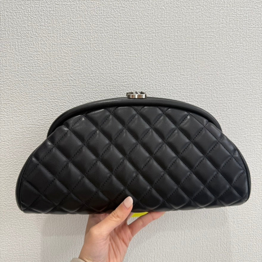 Chanel Lambskin Clutch Bag Black GT8111