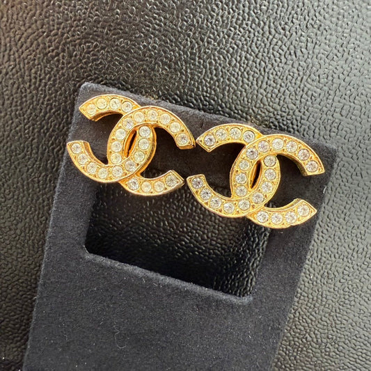 Chanel Coco Rhinestone Clip-on Earrings GT9467