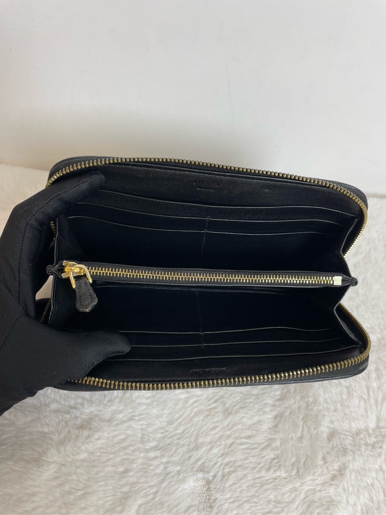 Prada Black Leather Wallet Saffiano-style
