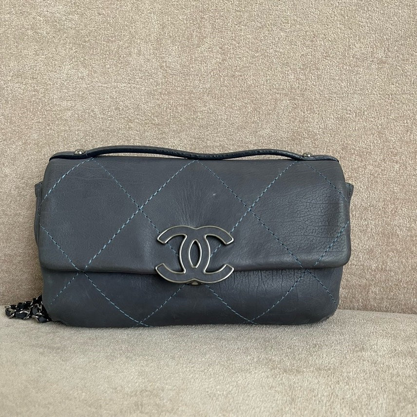 Chanel  Quilted Shoulder Bag in Gray Leather