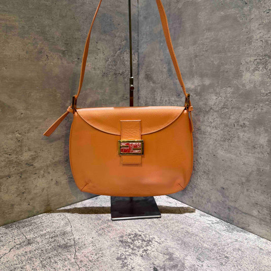 ??? Fendi   shoulder bag