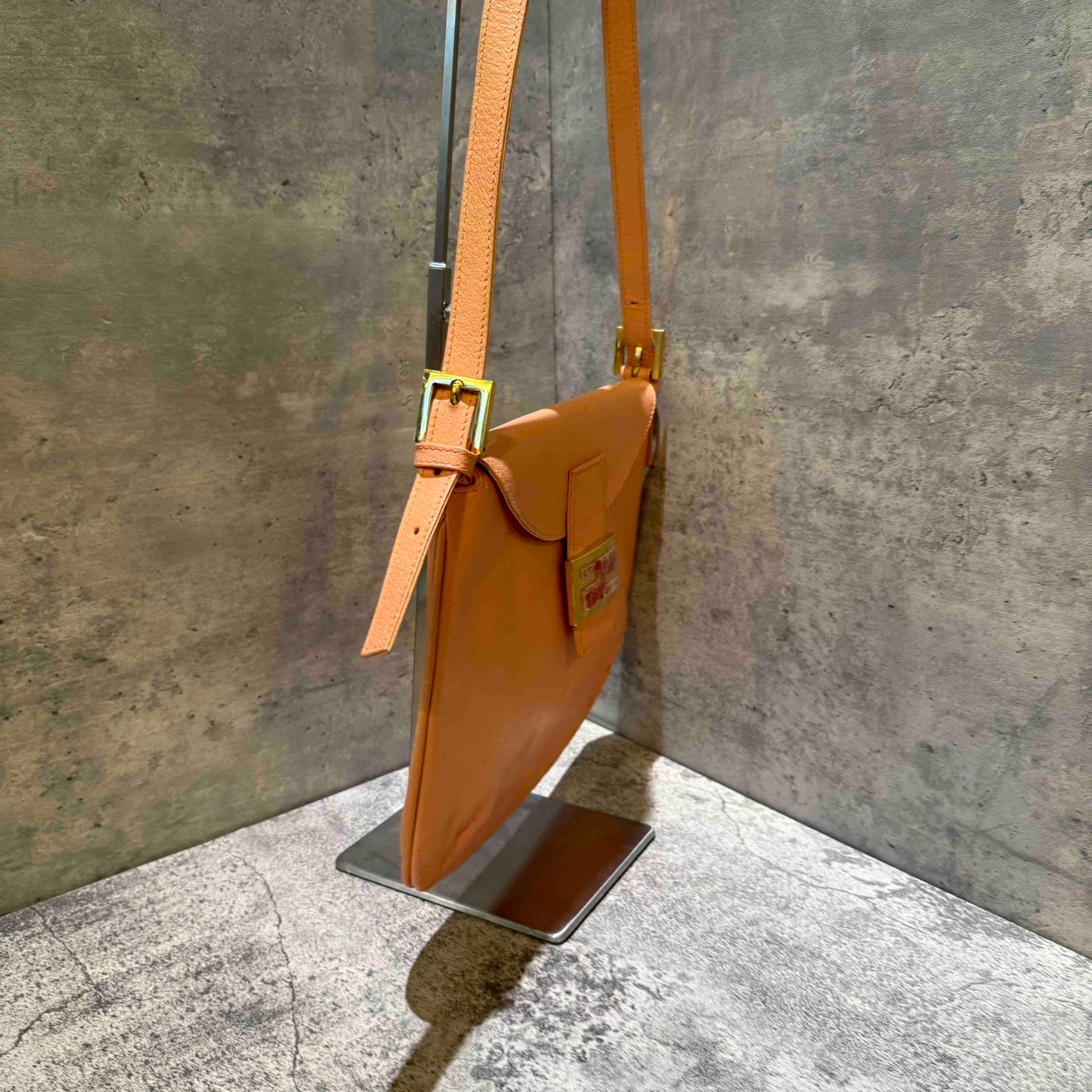 ??? Fendi   shoulder bag