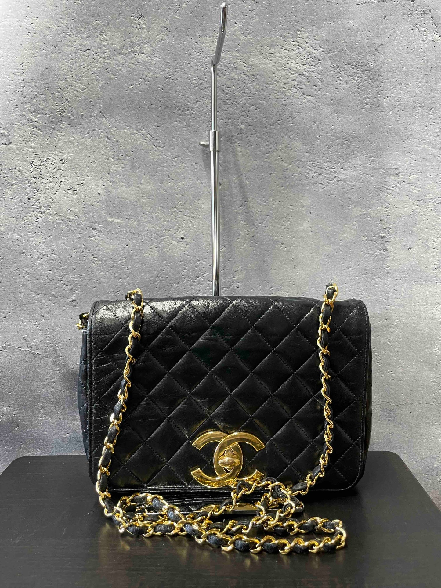 Chanel   Flap Bag HA002280000 Black Leather Shoulder Bag