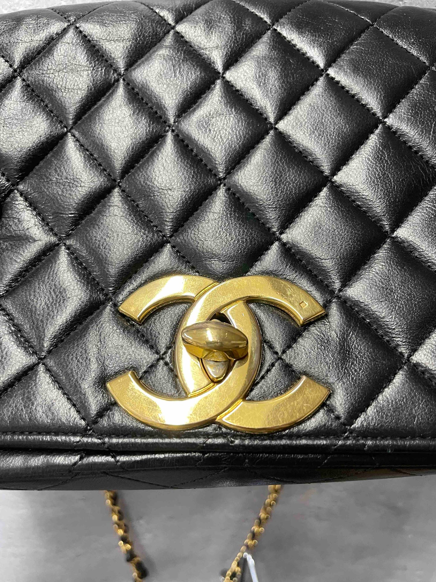Chanel   Flap Bag HA002280000 Black Leather Shoulder Bag