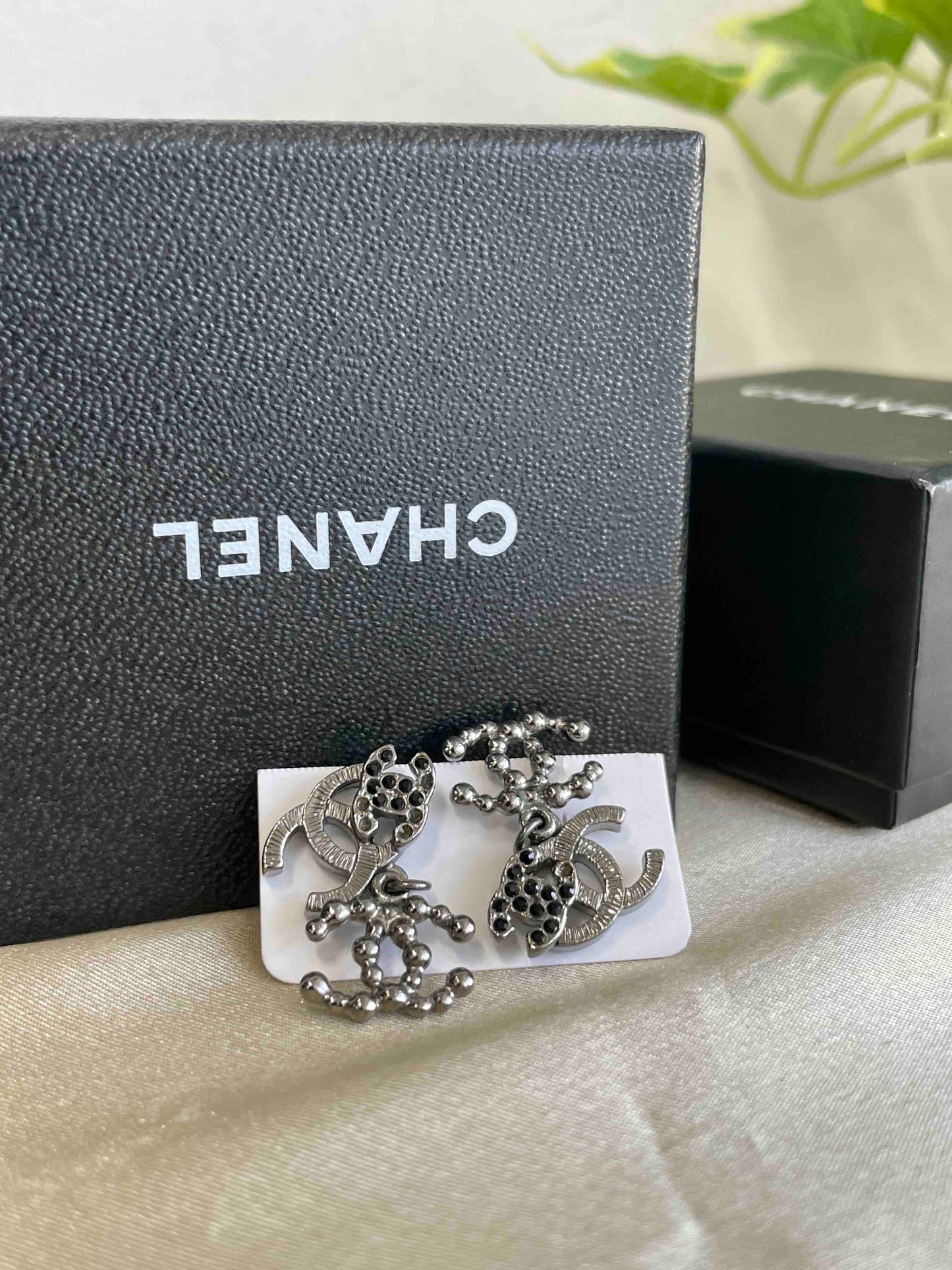 Chanel CC Earrings RE80256700 Pearl Silver Earrings