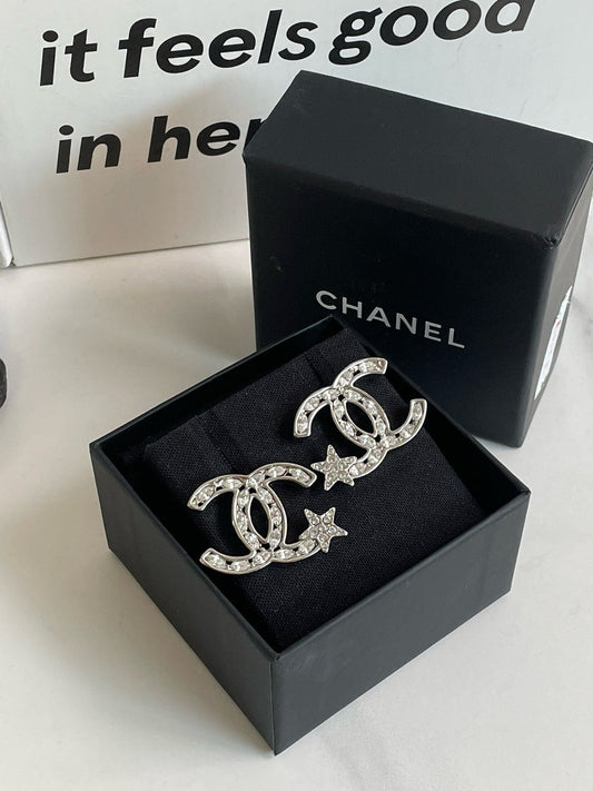 Un d?? Chanel 20P CC Star Earrings  #J2153