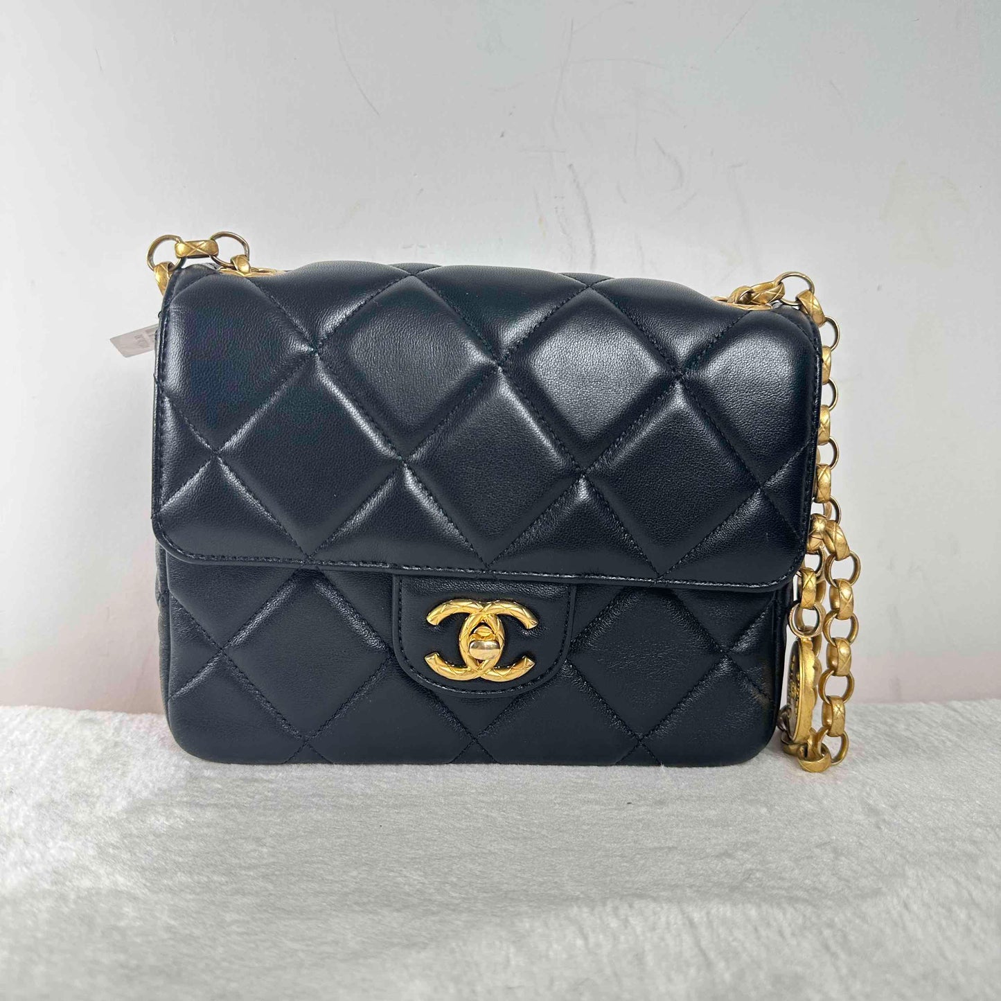 TT!  BJ1109905021 Chanel Lambskin Shoulder Bags  Square Flap Bag Black Shoulder Bag