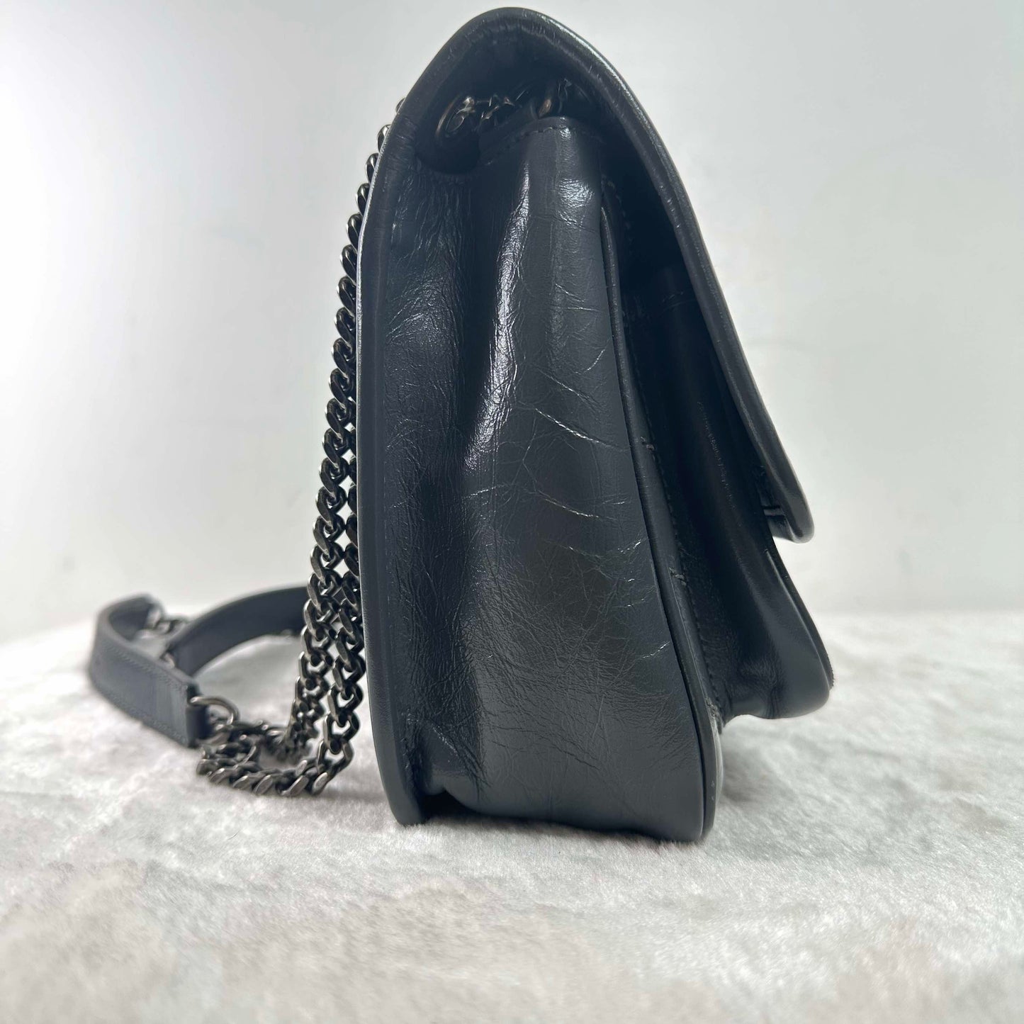 TT!  Yves Saint Laurent Calfskin BJ1102105010 Saint Laurent Niki Dark Grey Cowskin Shoulder