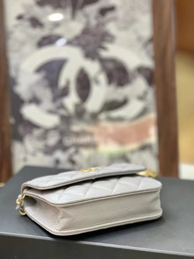Chanel mini woc belt bum bag 12x9cm 8809