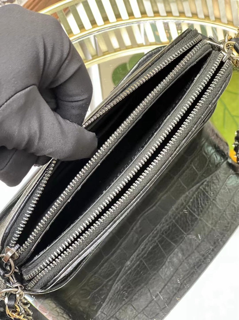 Chanel Gabrielle Woc mini Black 2019 18.5*11cm 10616