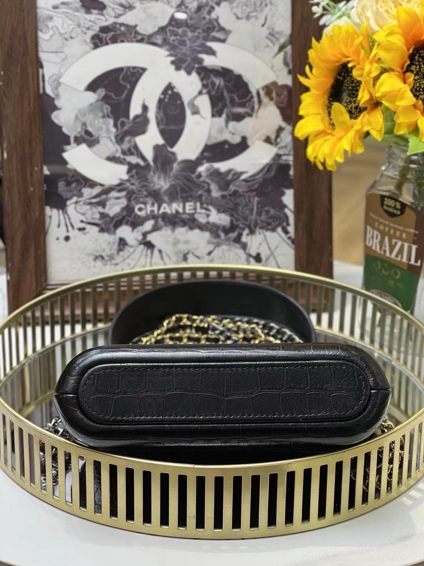 Chanel Gabrielle Woc mini Black 2019 18.5*11cm 10616