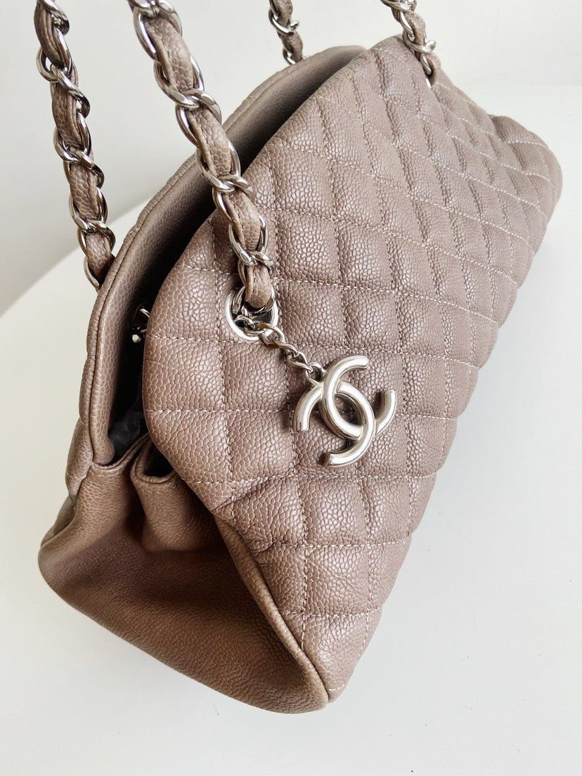 Chanel   Quilted Shoulder Bag - Taupe Leather, 34x12x6cm