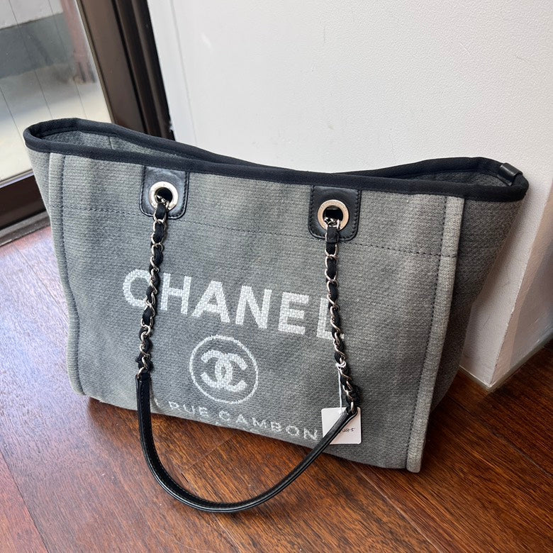Chanel  Canvas Tote Bag AG285 in Gray