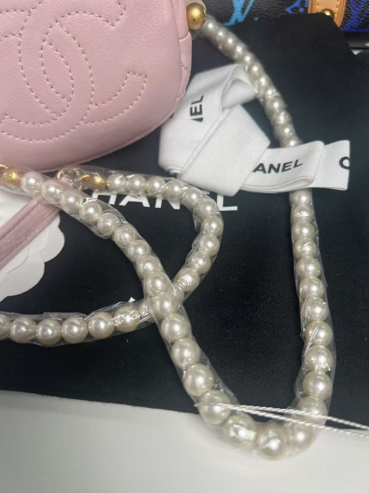 Chanel Mini Bucket Bag Pink Leather 2021