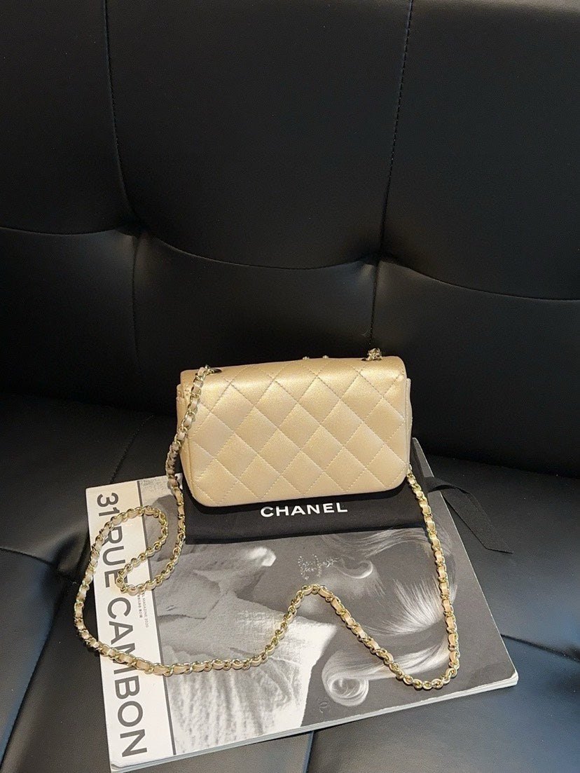 Chanel Mini Bag 17x8cm 2017year 117370