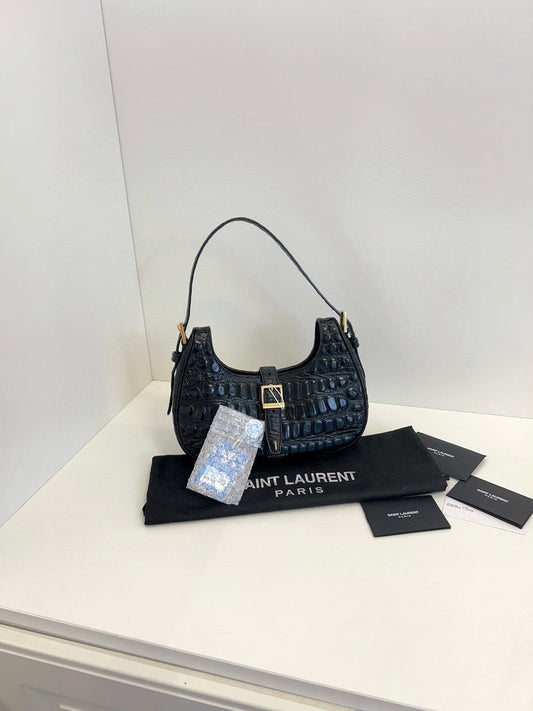 YSL Saint Laurent Hobo Bag 24x17x6cm 118122