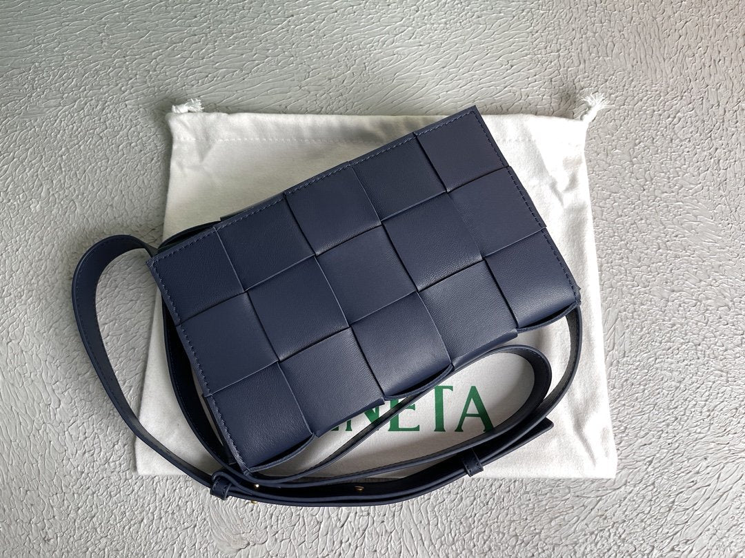 Top Quality Cassette Dark Blue, For Women, Women’s Bags 9.1in/23cm