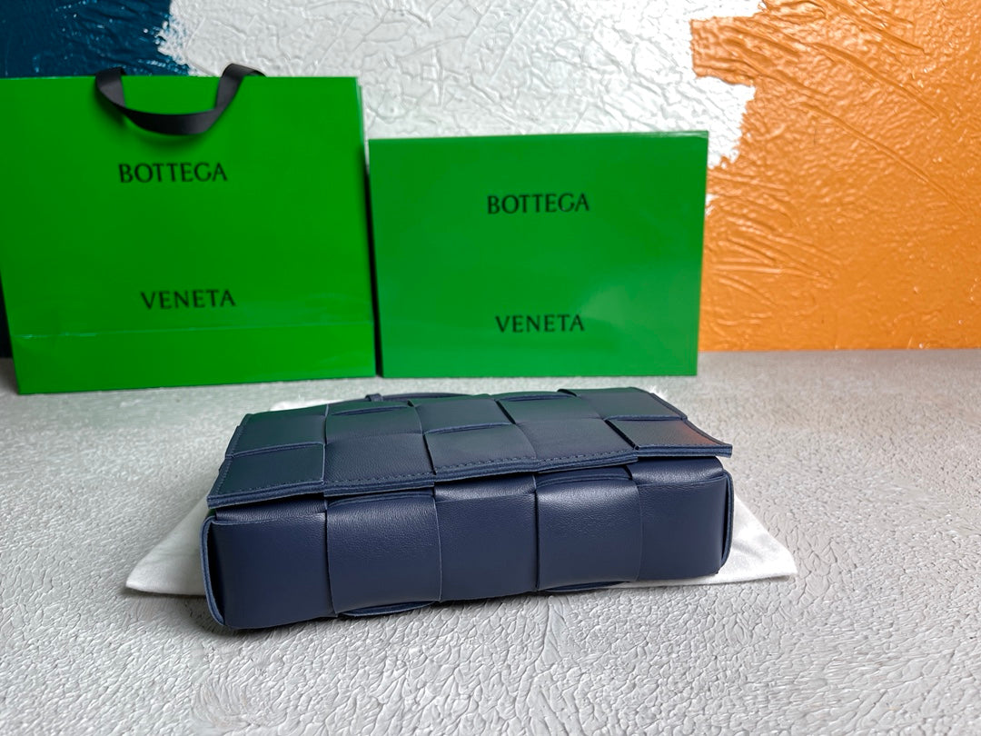Top Quality Cassette Dark Blue, For Women, Women’s Bags 9.1in/23cm