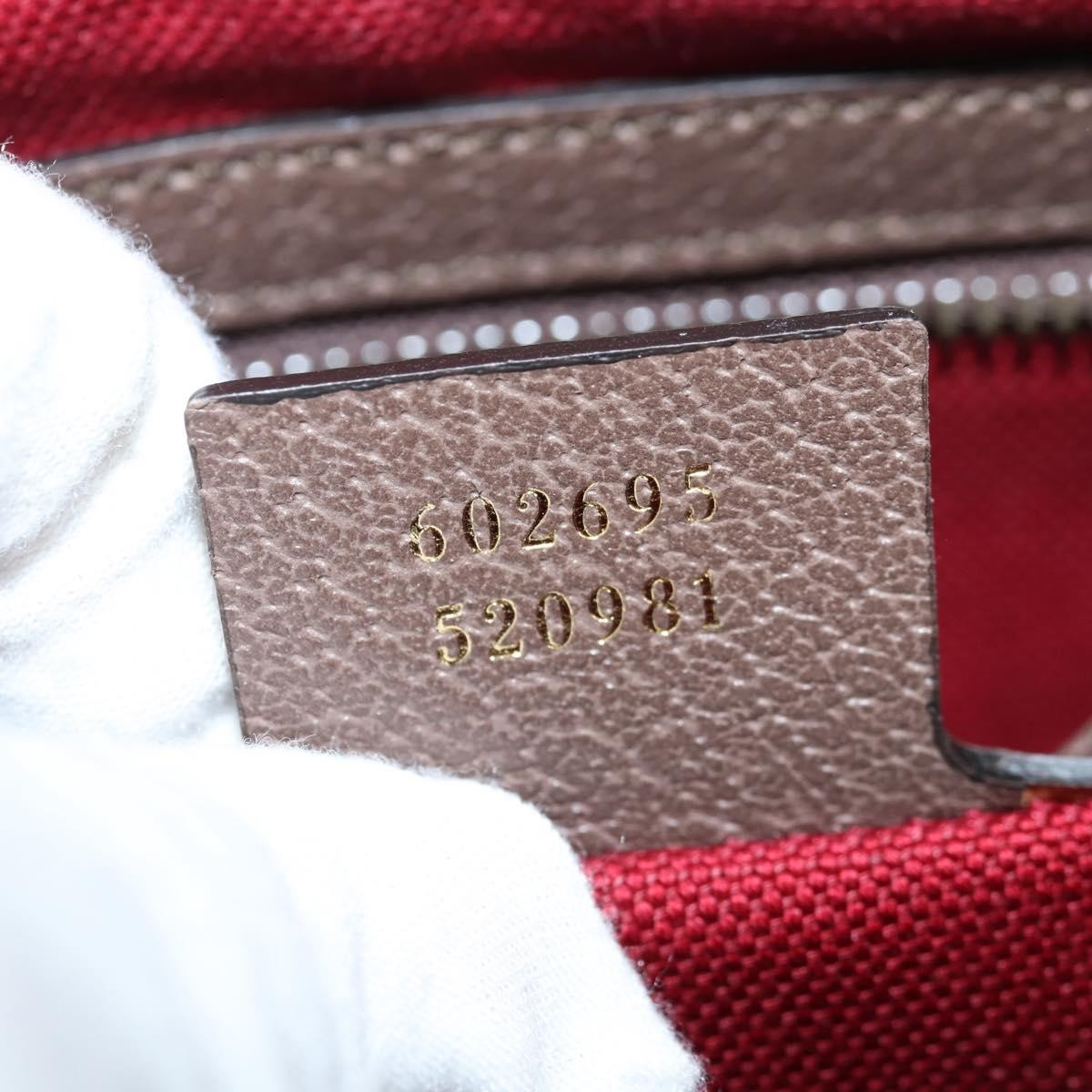 Gucci Disney Donald Duck Belt Bag Printed Gg Coated Canvas Beige Pvc Shoulder Bag Bag ( )