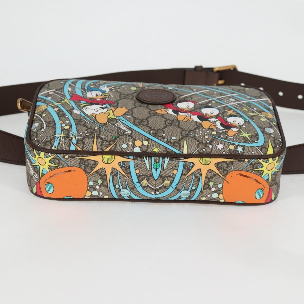 Gucci Disney Donald Duck Belt Bag Printed Gg Coated Canvas Beige Pvc Shoulder Bag Bag ( )