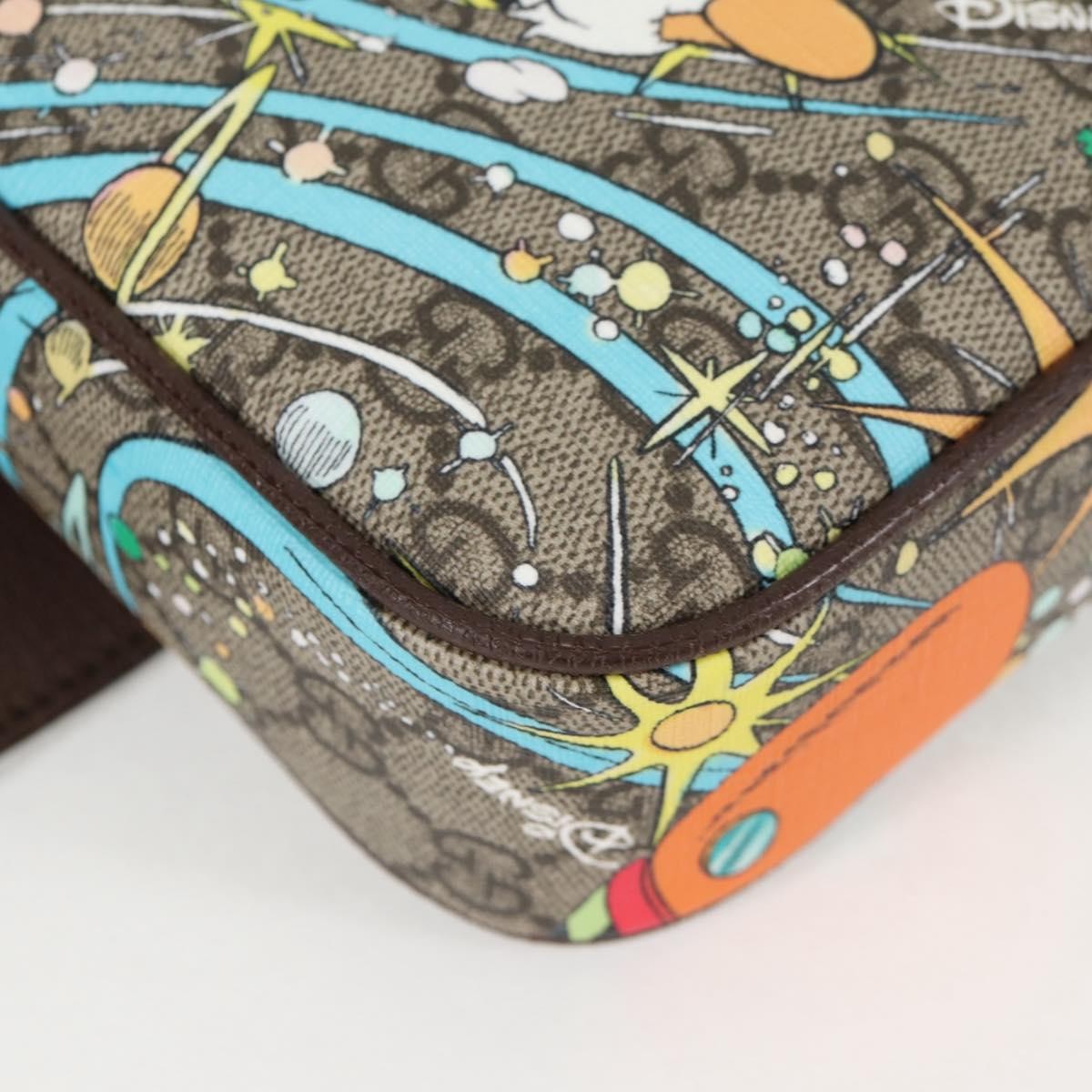 Gucci Disney Donald Duck Belt Bag Printed Gg Coated Canvas Beige Pvc Shoulder Bag Bag ( )
