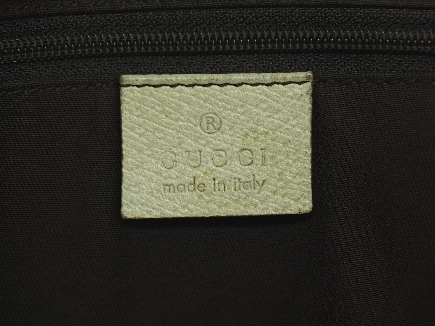 Gucci Abbey Leather With Gold Hardware Ecru Leather Tote Bag Bag ( )