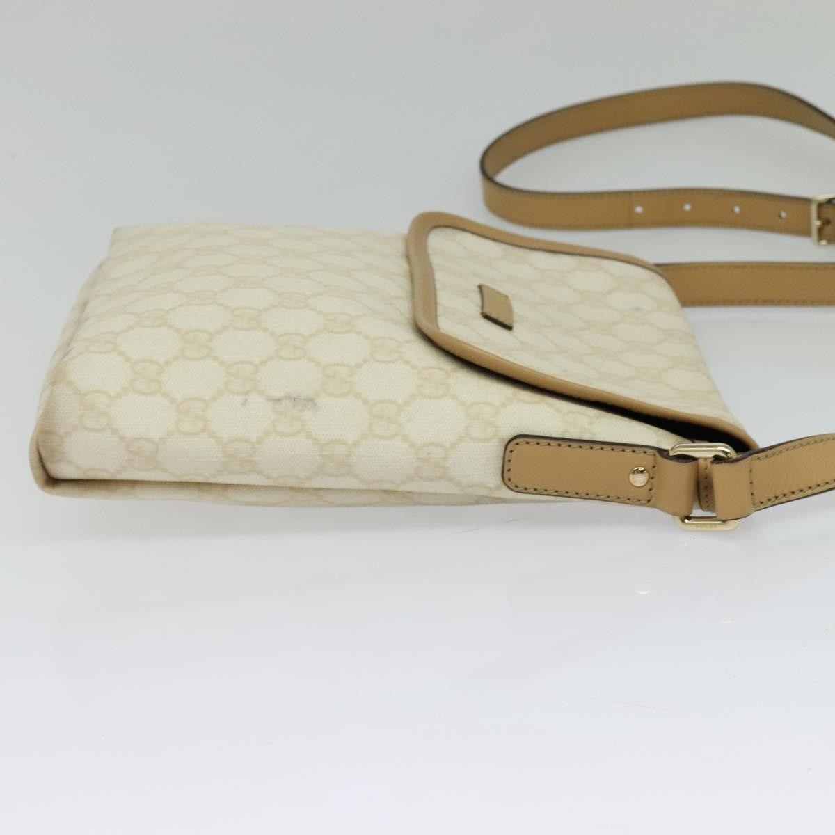 Gucci Flap Messenger Gg Coated Canvas White Pvc Shoulder Bag Bag ( )